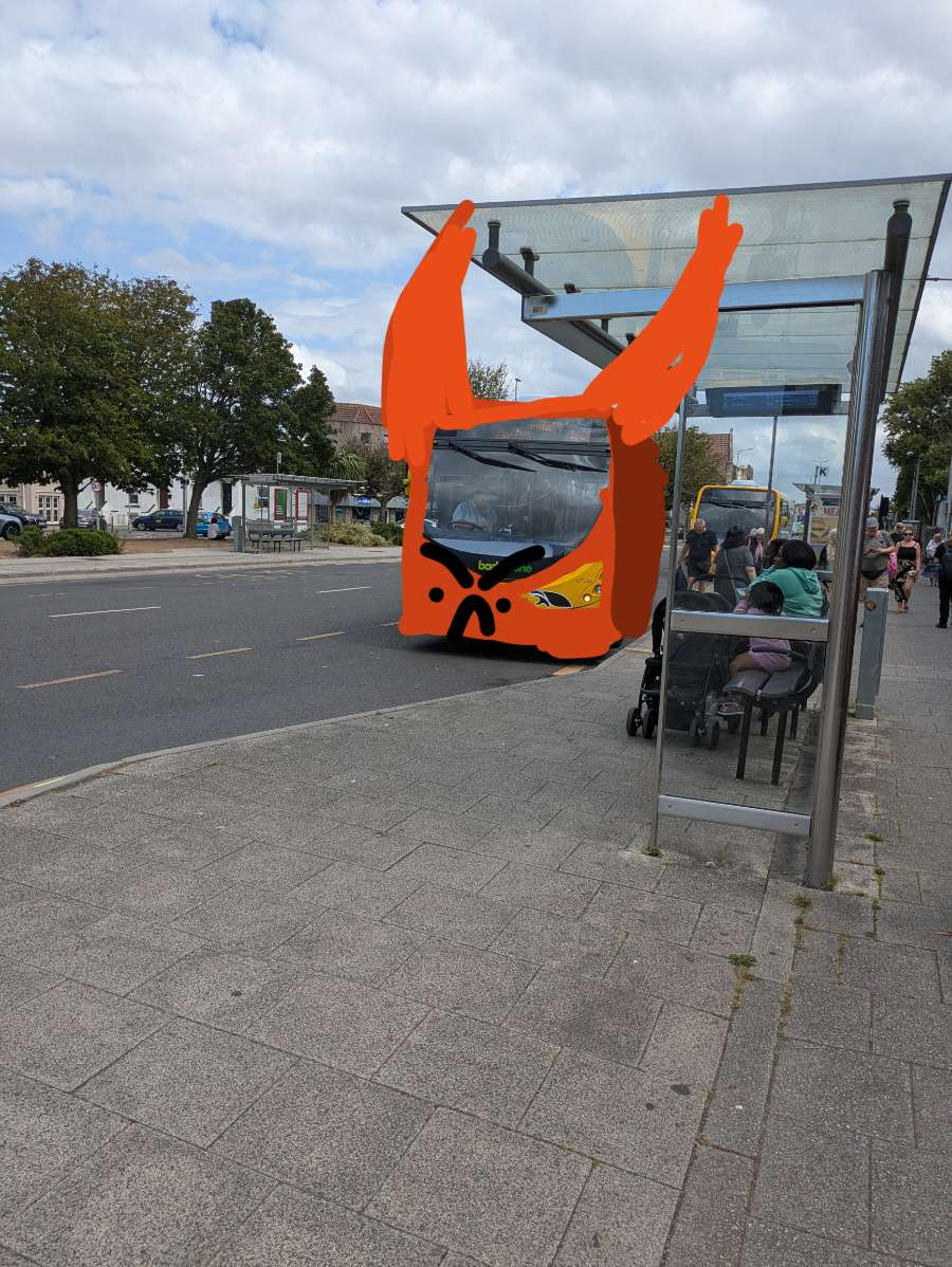 Bus 47558 (with faint horns)